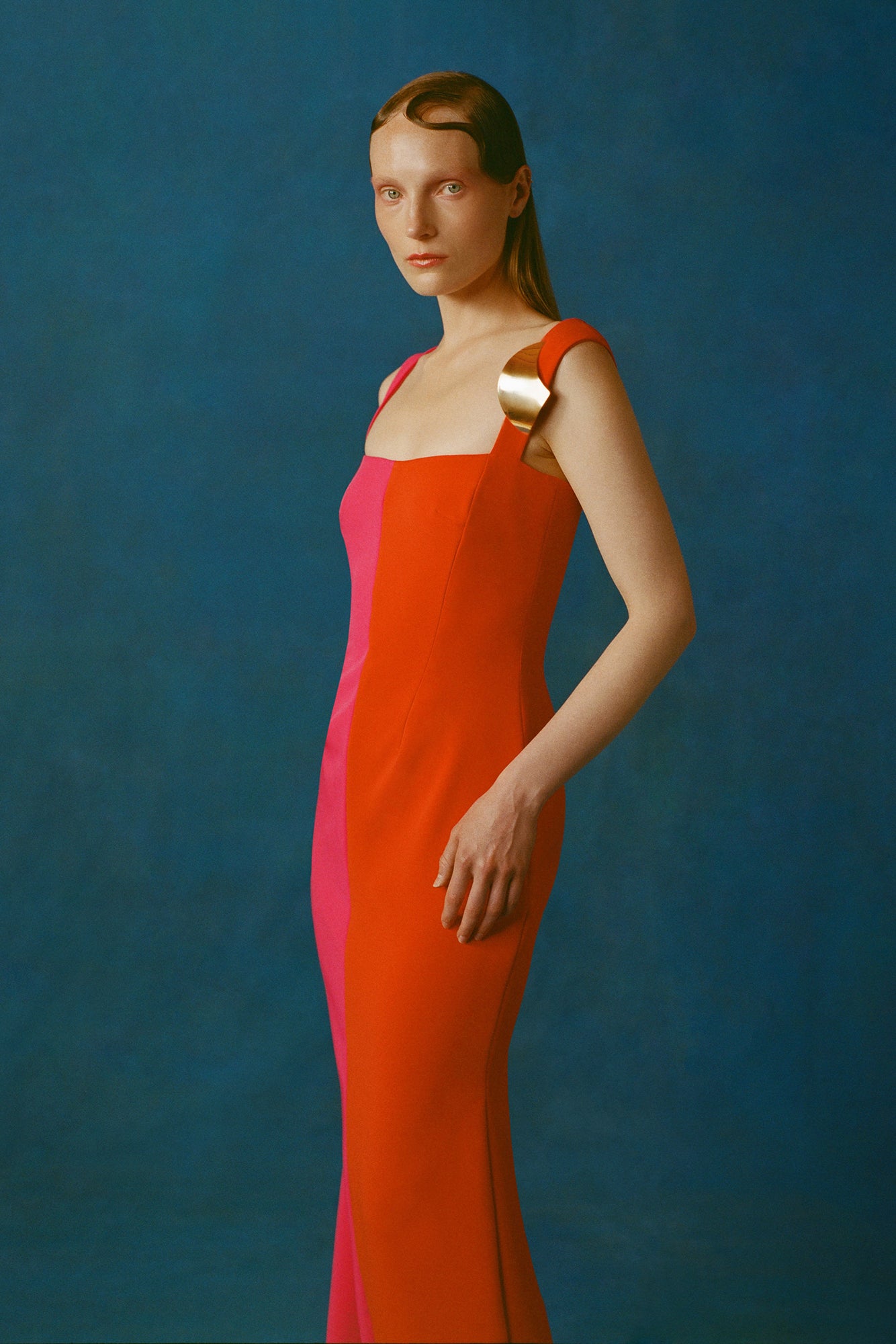 KHROMA GOWN