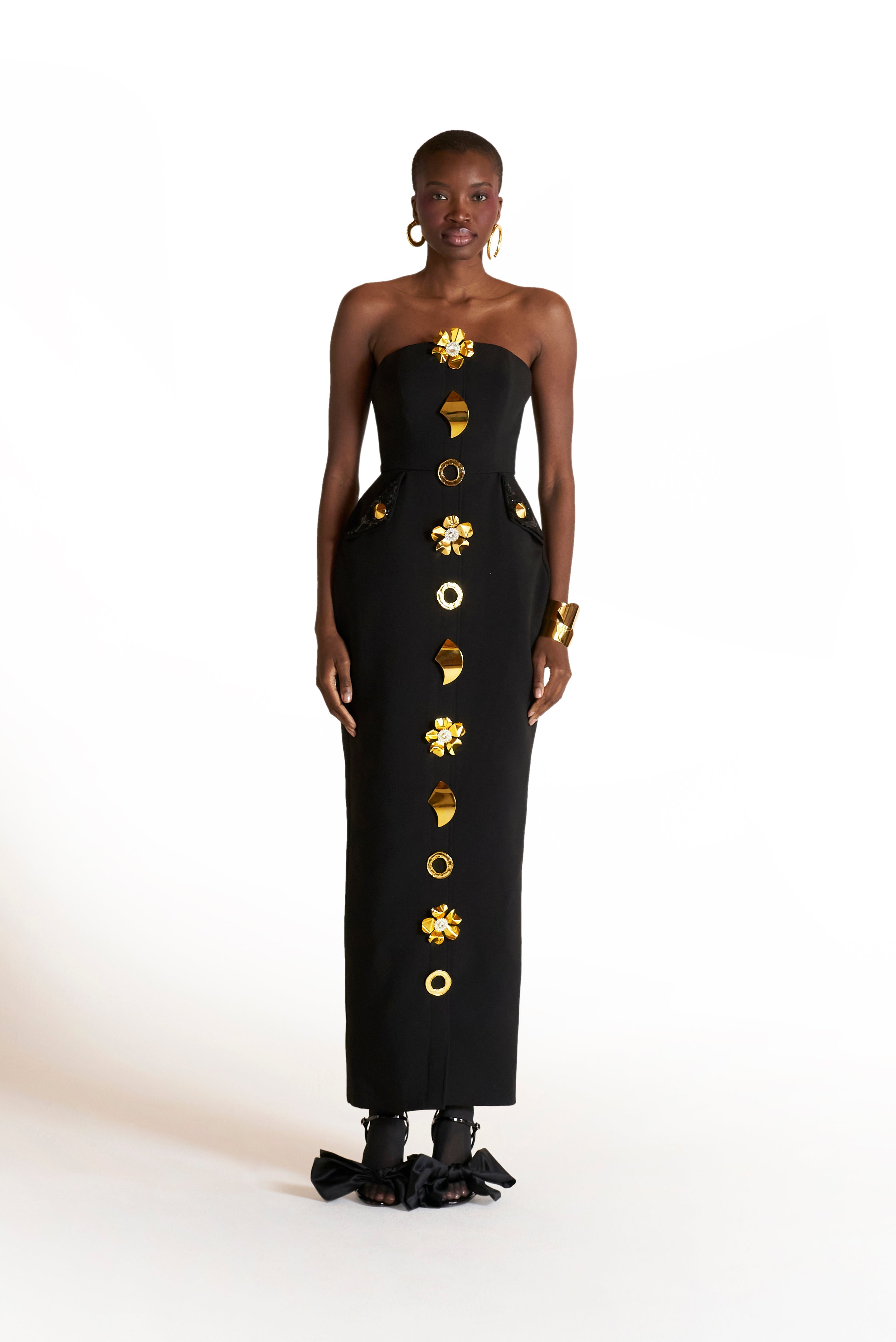 QUANTA GOWN