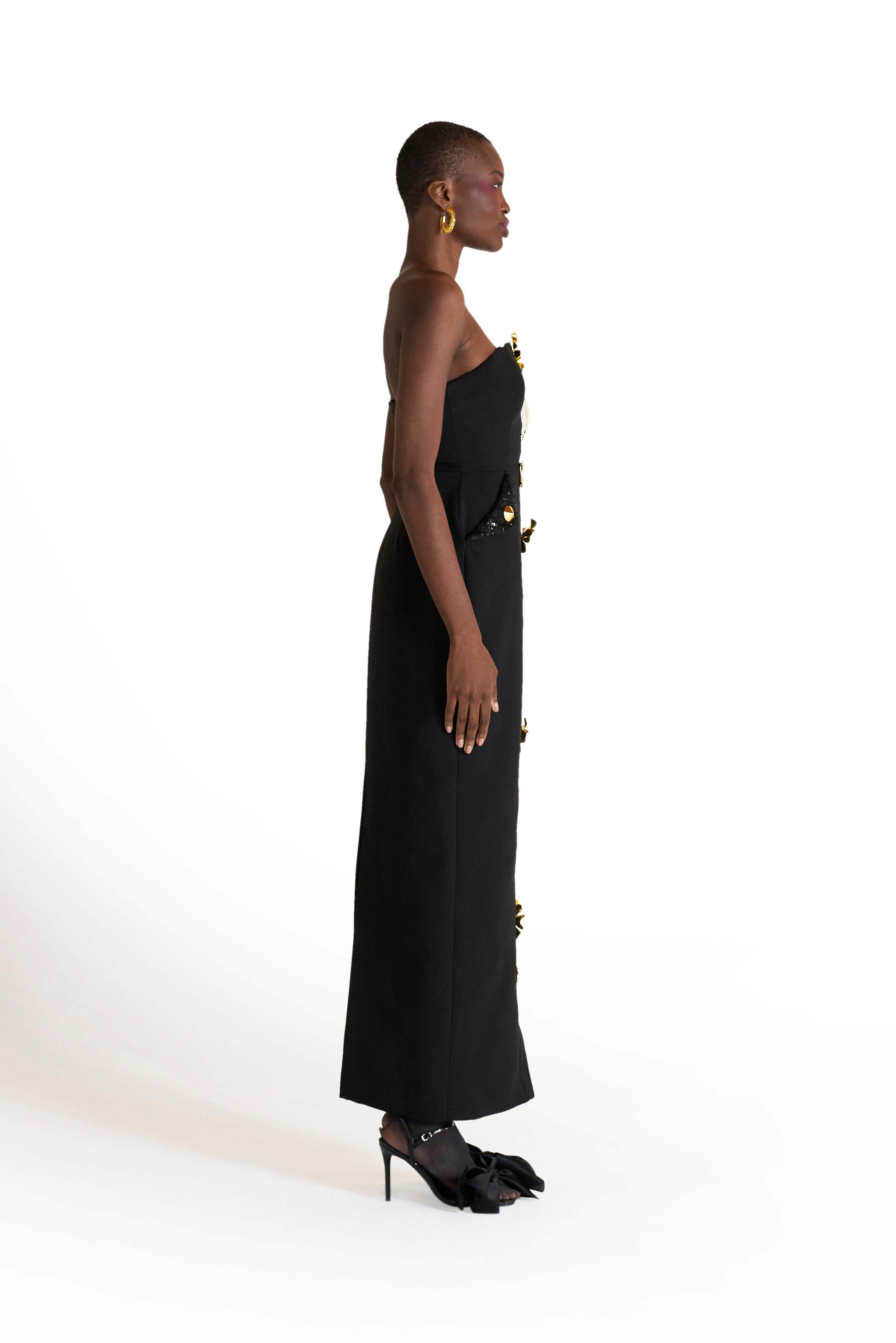 QUANTA GOWN